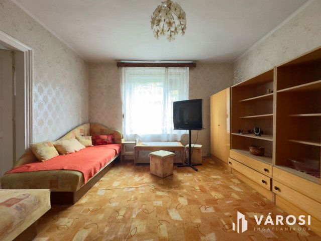 Eladó családi ház, Salgótarjánban 18 M Ft, 2 szobás