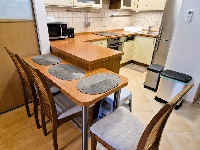 Kiadó téglalakás, albérlet, XI. kerületben, Szerémi úton