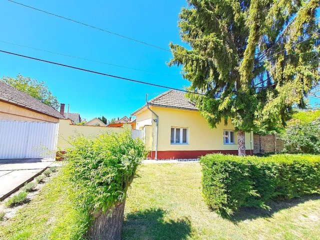 Eladó családi ház, Nagykőrösön 52.9 M Ft, 3 szobás