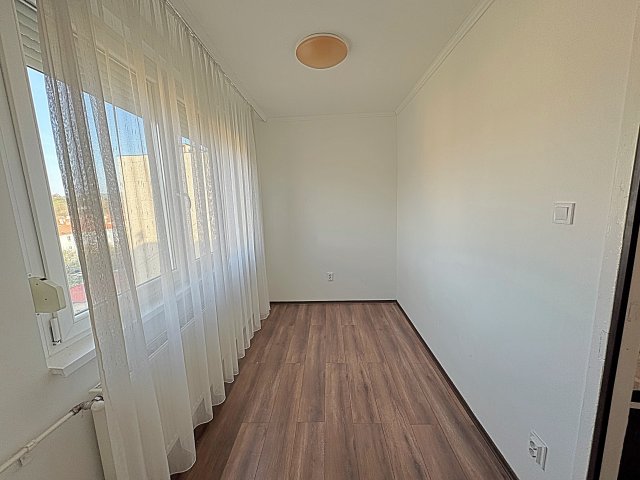 Eladó panellakás, Miskolcon 23.49 M Ft, 1+1 szobás