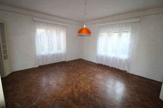 Eladó családi ház, Salgótarjánban 19.8 M Ft, 5 szobás