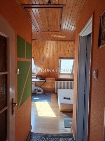 Eladó családi ház, Szentendrén 95.9 M Ft, 3 szobás