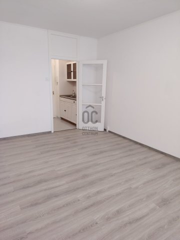 Kiadó téglalakás, albérlet, Szekszárdon, Mikes utcában