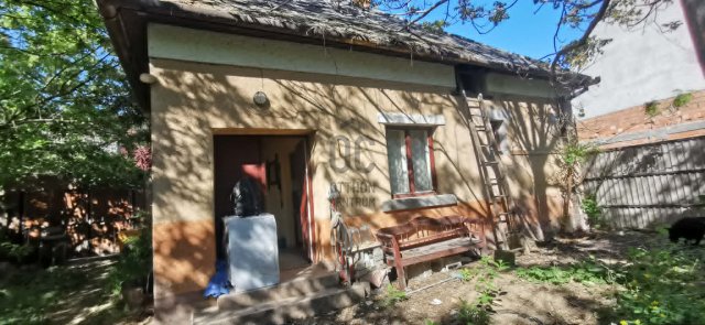 Eladó családi ház, Kecskeméten 64 M Ft, 2 szobás