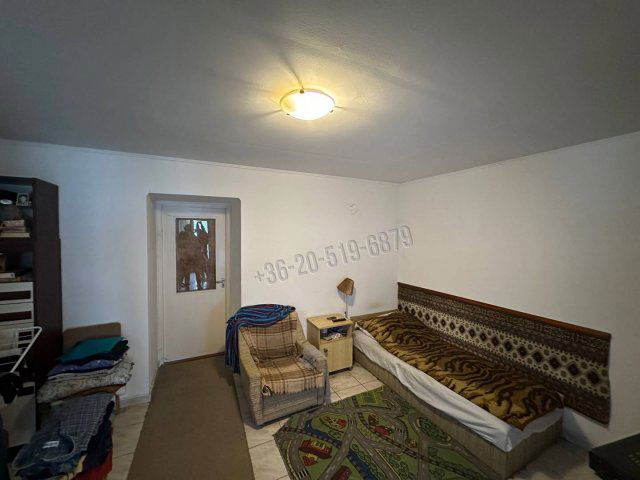 Eladó családi ház, Pakson 31.49 M Ft, 3 szobás