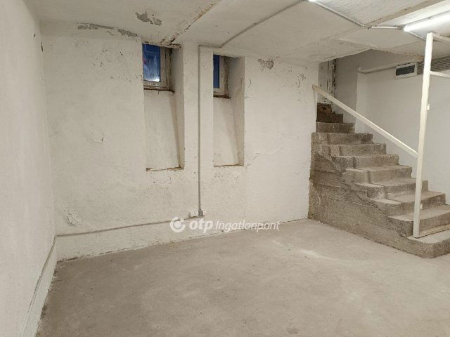 Eladó téglalakás, Budapesten, VIII. kerületben 19.9 M Ft