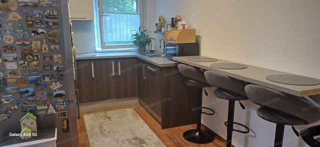 Kiadó téglalakás, albérlet, Sopronban 236 E Ft / hó, 3 szobás