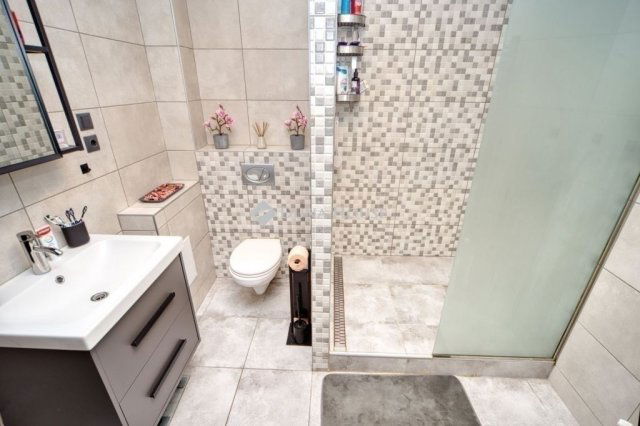 Eladó ikerház, Budapesten, XX. kerületben 124.9 M Ft, 5 szobás