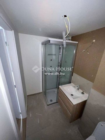 Eladó téglalakás, Budapesten, IX. kerületben 33.9 M Ft, 1 szobás