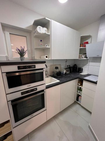 Eladó téglalakás, Budapesten, VI. kerületben, Eötvös utcában