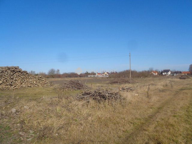 Eladó telek, Mohán 6.5 M Ft / költözzbe.hu