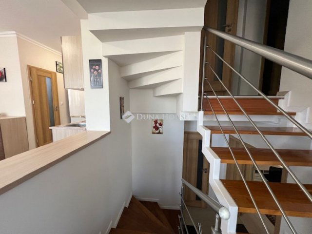Kiadó sorház, albérlet, Nyíregyházán 450 E Ft / hó, 5 szobás