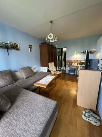 Eladó panellakás, Balatonalmádiban 65.9 M Ft, 4 szobás