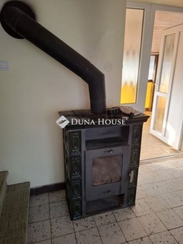 Eladó nyaraló, Szegeden 43 M Ft, 1+1 szobás