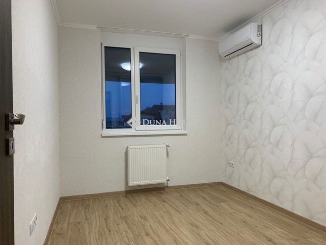 Eladó téglalakás, Budapesten, XIV. kerületben 168 M Ft, 4 szobás