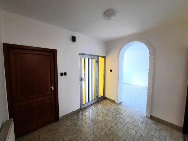 Eladó családi ház, Budapesten, XV. kerületben 149.9 M Ft