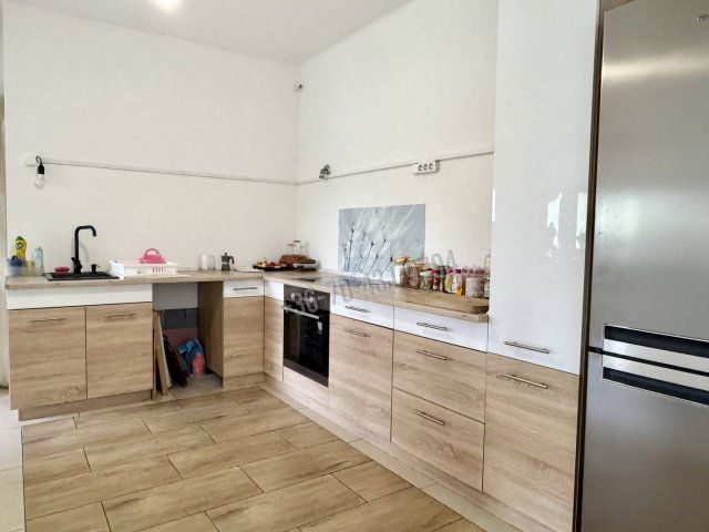 Eladó családi ház, Besenyőtelken 17.5 M Ft, 3 szobás