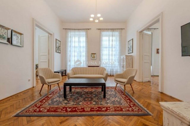 Eladó téglalakás, Budapesten, V. kerületben 259.9 M Ft, 3 szobás