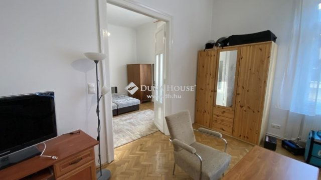 Eladó téglalakás, Budapesten, VI. kerületben 99 M Ft, 3 szobás