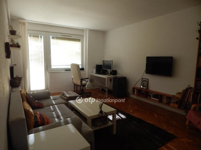 Eladó téglalakás, Budapesten, II. kerületben 110 M Ft