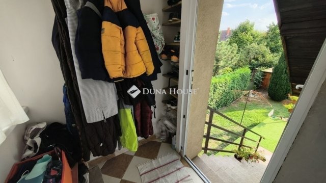 Eladó téglalakás, Kistarcsán 65 M Ft, 3 szobás