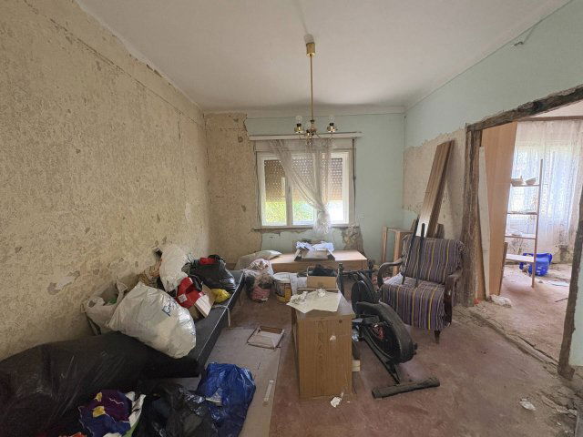 Eladó családi ház, Mályin 22.9 M Ft, 2 szobás