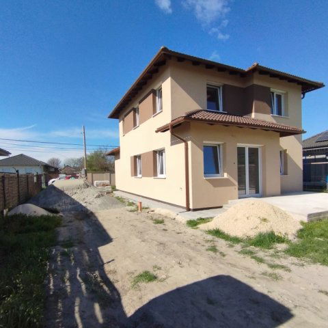 Eladó családi ház, Gyálon 120 M Ft, 5 szobás