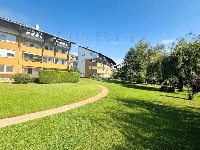 Eladó téglalakás, Győrött 64.9 M Ft, 2 szobás