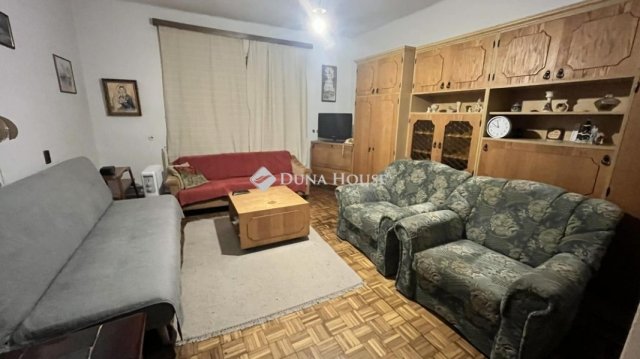 Eladó családi ház, Velemen 75 M Ft, 3 szobás