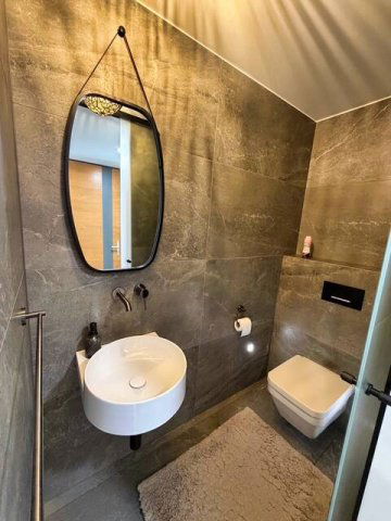 Eladó családi ház, Sukorón 370 M Ft, 5 szobás