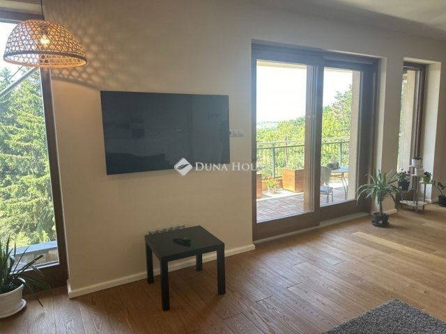 Eladó családi ház, Piliscsabán 198 M Ft, 5 szobás