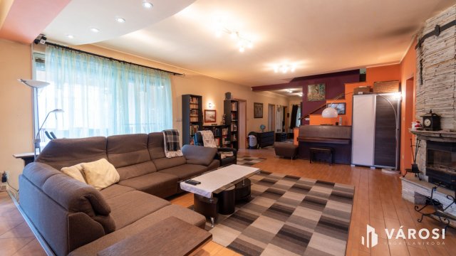 Eladó családi ház, Siófokon 219 M Ft, 5+1 szobás
