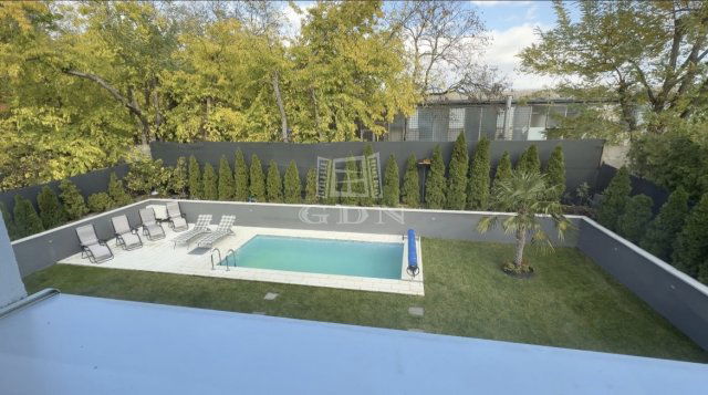 Eladó ikerház, Budapesten, XVI. kerületben 274 M Ft, 5+2 szobás