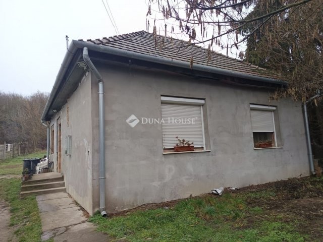 Eladó családi ház, Sülysápon 36.9 M Ft, 3 szobás
