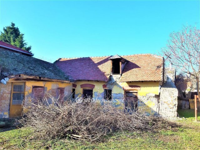 Eladó családi ház, Nagykőrösön 35 M Ft, 4 szobás