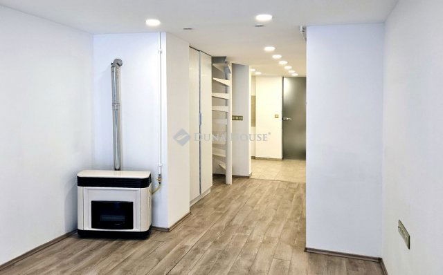 Eladó téglalakás, Budapesten, VII. kerületben, Garay téren