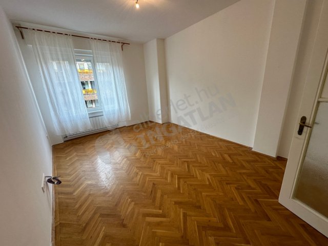 Kiadó téglalakás, albérlet, VII. kerületben, Madách Imre úton