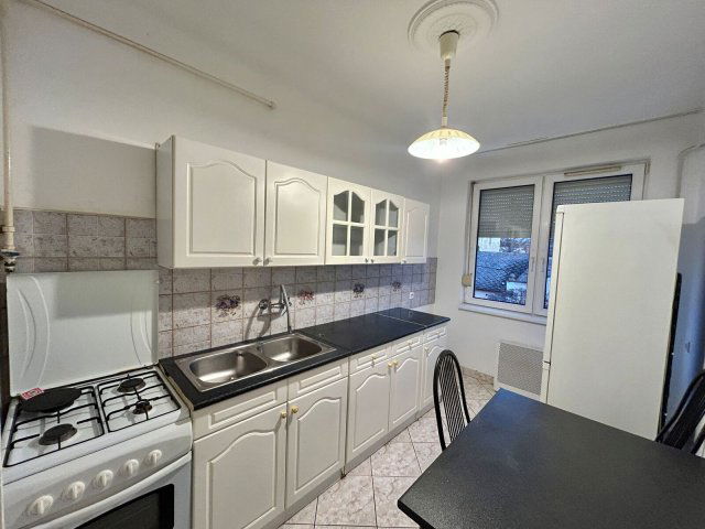 Eladó téglalakás, Nyíregyházán 39.9 M Ft, 2 szobás