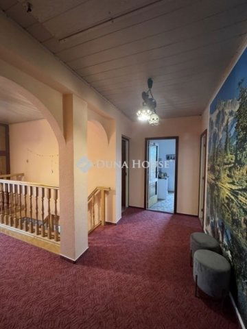 Eladó családi ház, Vecsésen 154.99 M Ft, 5 szobás