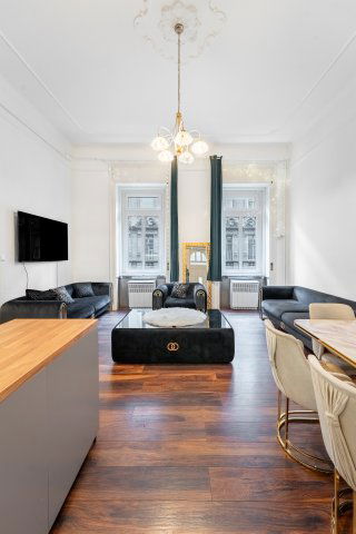 Eladó téglalakás, Budapesten, VII. kerületben 105 M Ft