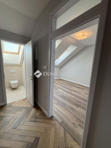 Eladó téglalakás, Kecskeméten 110 M Ft, 3 szobás