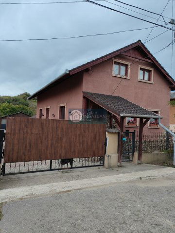 Eladó családi ház, Borsodnádasdon 36.5 M Ft, 3+2 szobás