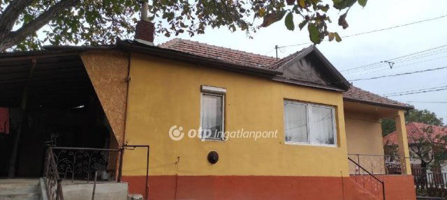 Eladó családi ház, Gyöngyöspatán 13.5 M Ft, 2+1 szobás