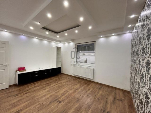 Eladó családi ház, Tápiószelén 62.99 M Ft, 3 szobás