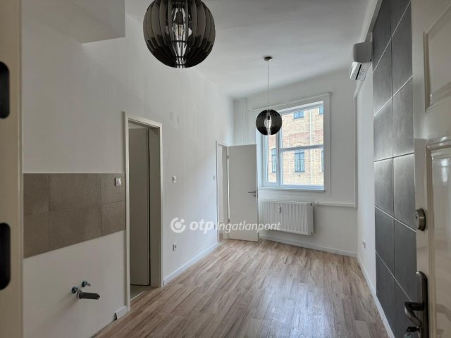 Eladó téglalakás, Budapesten, XXI. kerületben 32.9 M Ft
