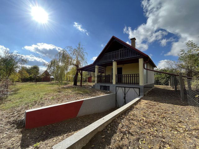 Eladó nyaraló, Nyíregyházán 9.9 M Ft, 2 szobás