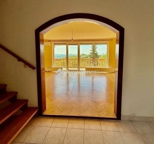 Eladó ikerház, Pécsett 99 M Ft, 4 szobás / költözzbe.hu