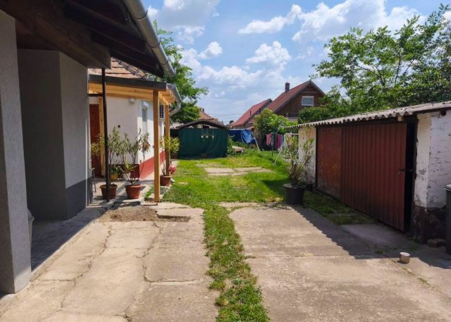 Eladó családi ház, Dunaharasztin 61.8 M Ft, 1 szobás