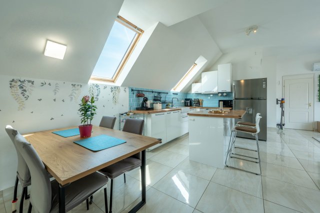 Eladó téglalakás, Budapesten, XVIII. kerületben 82.99 M Ft