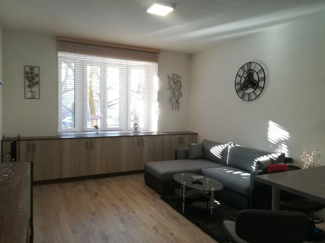 Kiadó téglalakás, albérlet, Pécsett, Dohány utcában, 2 szobás